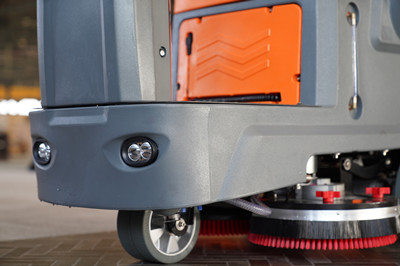 榮事達駕駛式洗地機D140刷盤細節圖 榮事達駕駛式洗地機D140刷盤細節圖.jpg