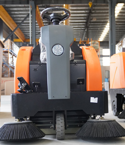 榮事達(dá)電動掃地車的使用范圍 榮事達(dá)電動掃地車的使用范圍.jpg